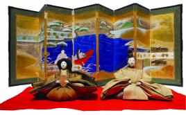 ひな屏風とひな人形
江戸時代 有馬家蔵